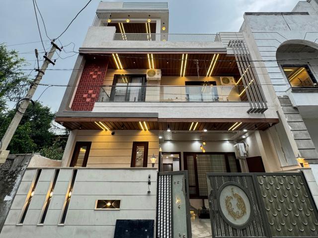 Resale | 5 BHK + Pooja Room 4810 Sq.Ft. Villa in Sirsi Road