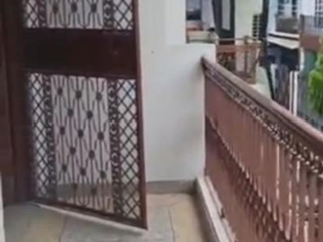 Resale | 5 BHK + Pooja Room 105 Sq.Yd. Independent House in Chiranjiv Vihar