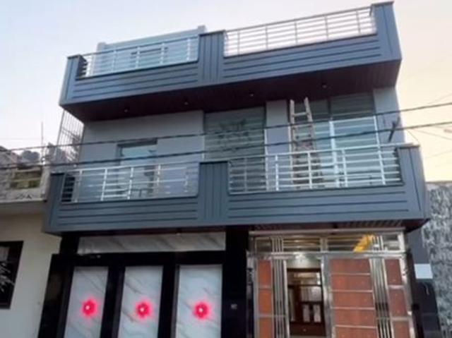Resale | 5 BHK + Pooja Room 189 Sq.Yd. Independent House in Shatabdi Puram