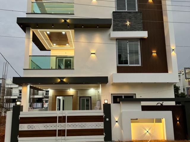 Resale | 5 BHK + Pooja Room 234 Sq.Yd. Villa in Tulsi Gardens