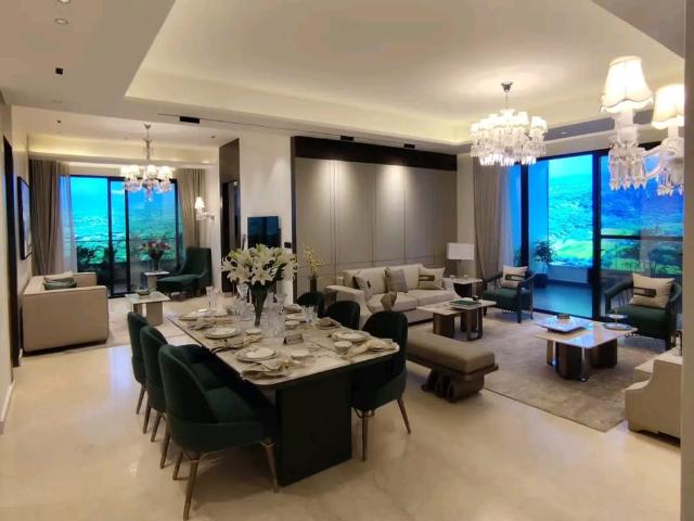Resale | 5 BHK + Pooja Room 2400 Sq.Ft. Villa in Sushant Lok 2