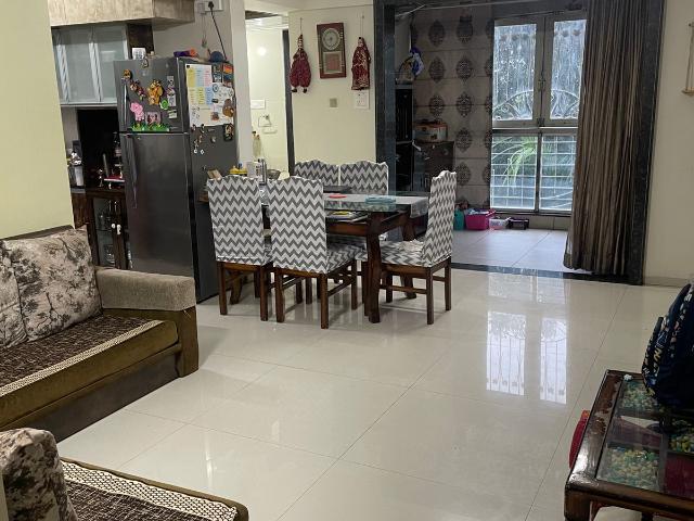 Resale | 5 BHK + Pooja Room 2500 Sq.Ft. Apartment in Vyom Avinea