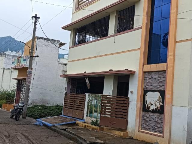 Resale | 5 BHK + Pooja Room 2637 Sq.Ft. Independent House in RWA Apartments Sector 108
