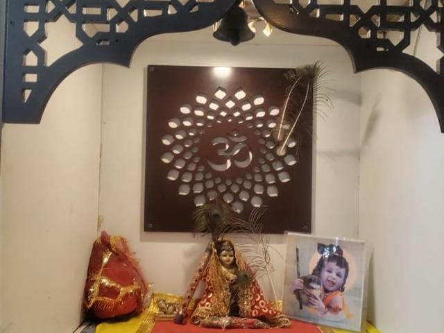 Resale | 5 BHK + Pooja Room,Servant Room 2500 Sq.Ft. Villa in GH 7 Crossings Republik