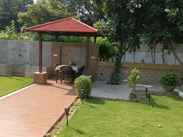 Resale | 5 BHK + Pooja Room,Servant Room 7650 Sq.Ft. Villa in Vipul Tatvam Villas