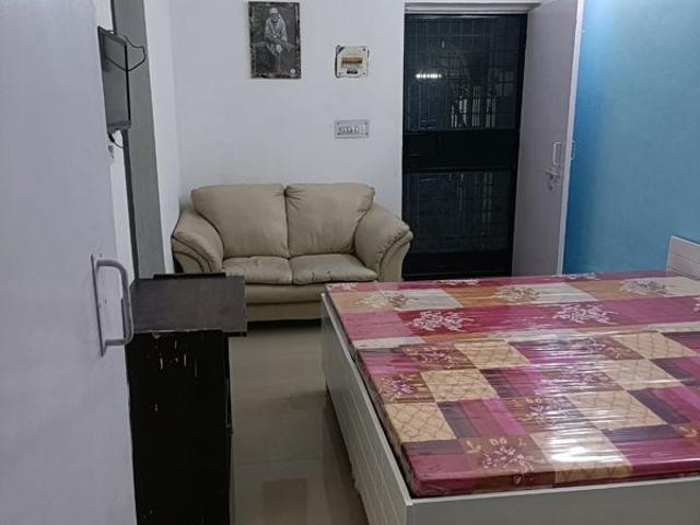 Resale | 5 BHK + Pooja Room,Servant Room,Extra Room 112 Sq.Mt. Villa in RWA Apartments Sector 20
