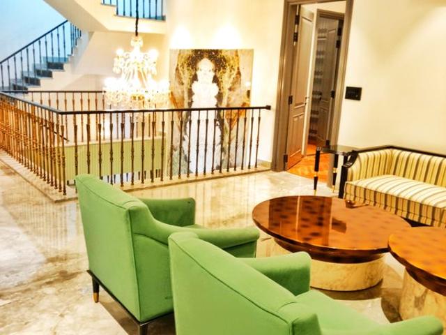Resale | 5 BHK + Pooja Room,Servant Room,Study Room 302 Sq.Yd. Independent House in Vaishali Nagar
