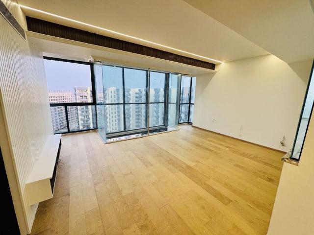 Resale | 5 BHK + Pooja Room,Servant Room,Study Room,Extra Room,Basement,Store Room 5200 Sq.Ft. Penthouse in Azeagaia Botanica