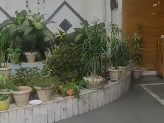 Resale | 5 BHK + Pooja Room,Servant Room,Study Room,Extra Room 2400 Sq.Ft. Villa in Gomti Nagar