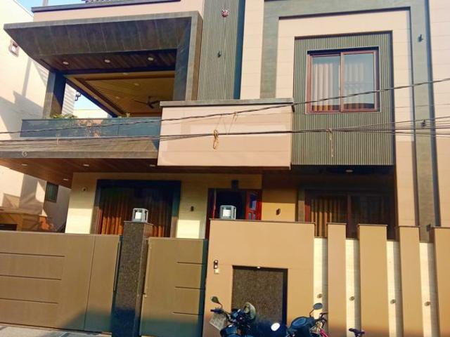 Resale | 5 BHK + Pooja Room,Servant Room,Study Room,Extra Room 430 Sq.Yd. Independent House in Vaishali Nagar