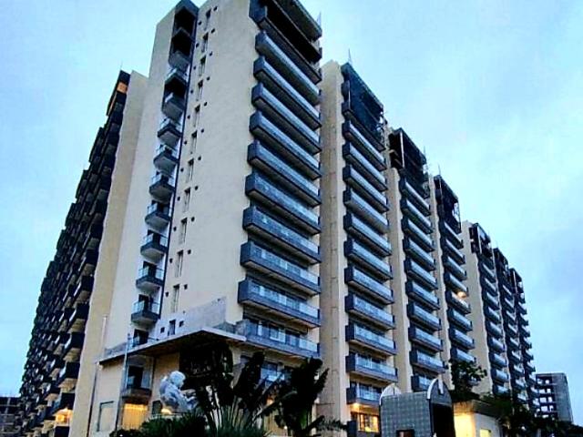 Resale | 5 BHK + Pooja Room,Servant Room,Study Room,Extra Room 5200 Sq.Ft. Apartment in Azeagaia Botanica
