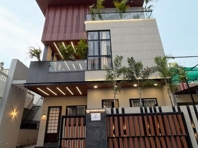 Resale | 5 BHK + Pooja Room,Servant Room,Study Room,Store Room 5000 Sq.Ft. Independent House in Nirman Nagar