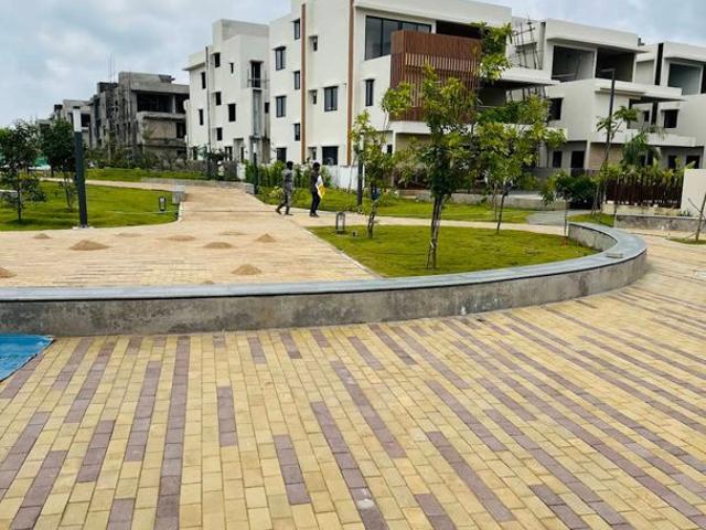 Resale | 5 BHK + Prayer Room,Servant Room,Extra Room,Store Room 4372 Sq.Ft. Villa in Kollur