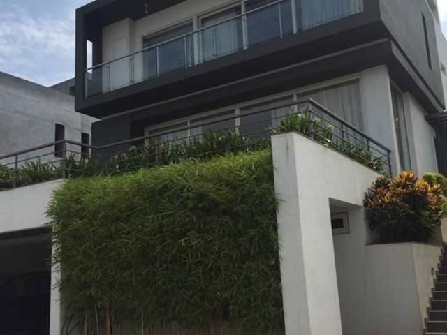 Resale | 5 BHK + Prayer Room,Servant Room,Study Room,Basement,Store Room 6200 Sq.Ft. Independent House in Venkateshwara The Ridges