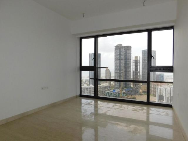 Resale | 5 BHK + Prayer Room,Study Room,Store Room 1938 Sq.Ft. Apartment in Lodha The Park
