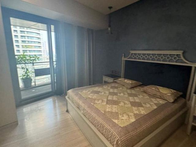 Resale | 5 BHK + Prayer Room,Study Room,Store Room 2250 Sq.Ft. Apartment in Lodha The Park