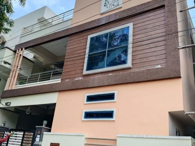 Resale | 5 BHK + Prayer Room,Store Room 170 Sq.Yd. Independent House in OM Residency Uppal