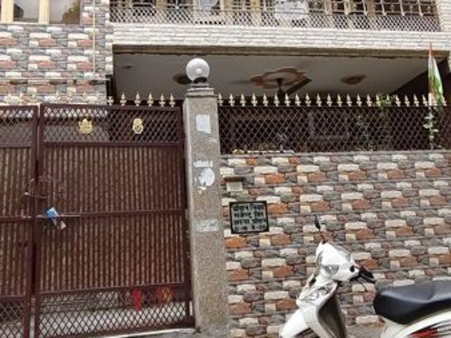 Resale | 6 BHK 112 Sq.Mt. Independent House in Sector 20