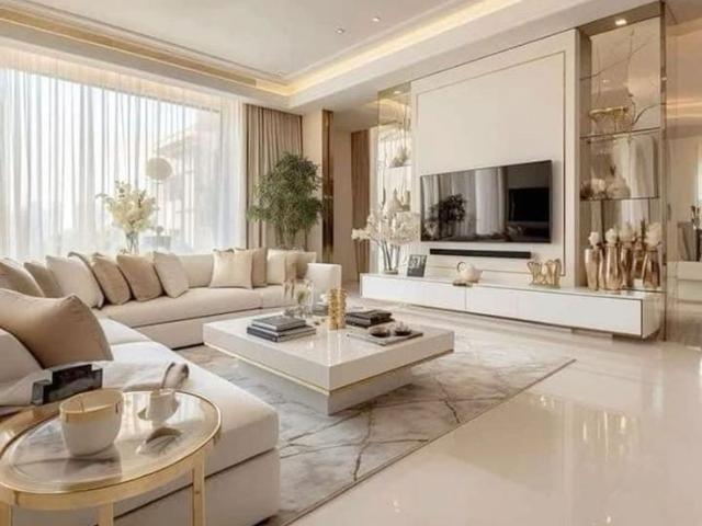 Resale | 6+ BHK + 12300 Sq.Ft. Apartment in Sunteck Signature Island