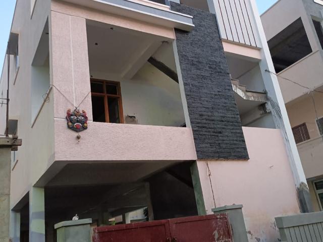 Resale | 6+ BHK 160 Sq.Ft. Independent House in Restshy Independent House