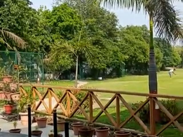 Resale | 6 BHK 2152 Sq.Ft. Independent House in Sushant Golf City
