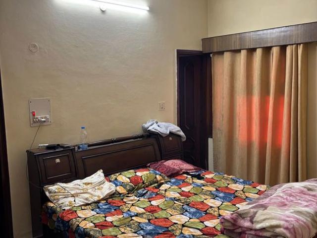 Resale | 6+ BHK 242 Sq.Yd. Independent House in Sector 41