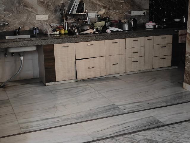 Resale | 6 BHK 2500 Sq.Ft. Independent House in Palam Vihar Residents Association