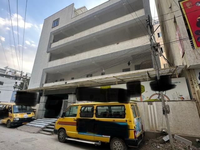 Resale | 6+ BHK 266 Sq.Yd. Independent House in Sjta Commercial Standalon
