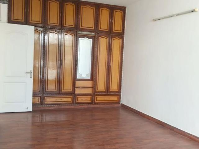 Resale | 6+ BHK 260 Sq.Ft. Villa in Eldeco Mansionz