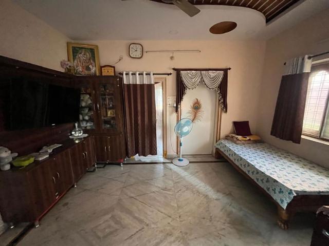 Resale | 6+ BHK 275 Sq.Yd. Independent House in Anand Apartments Ameerpet