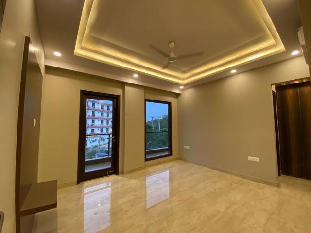 Resale | 6+ BHK 291 Sq.Yd. Villa in Orchid Island