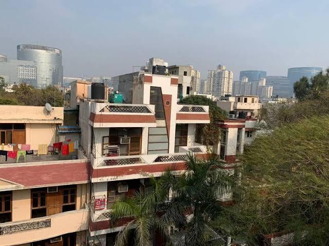 Resale | 6+ BHK 3000 Sq.Ft. Independent House in DLF Atria