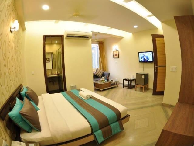 Resale | 6+ BHK 300 Sq.Yd. Villa in Sushant Lok I