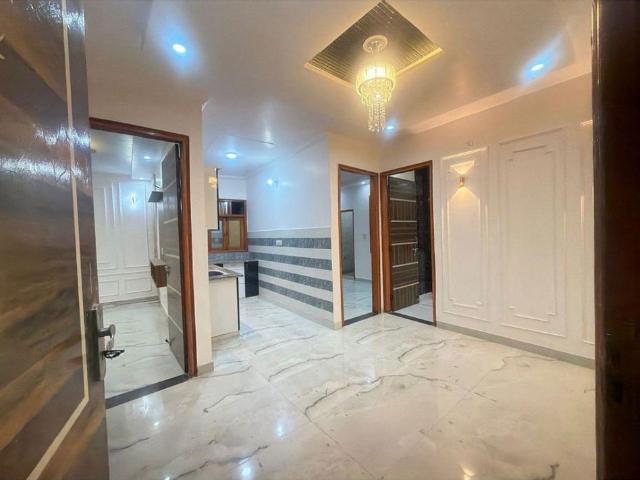 Resale | 6 BHK 3621 Sq.Ft. Independent House in Sector 53 Mohali
