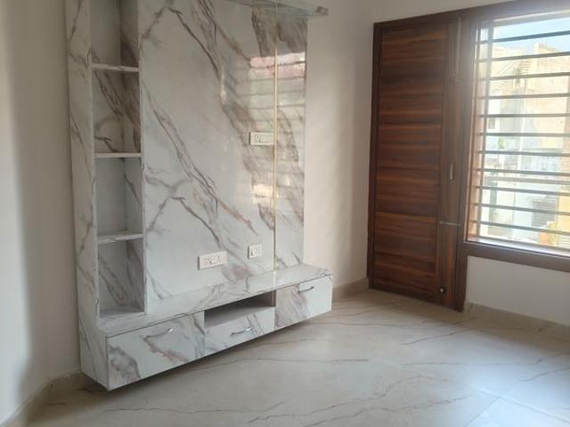 Resale | 6+ BHK 3780 Sq.Ft. Independent House in Aerocity