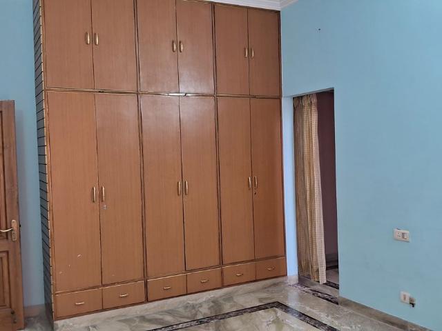 Resale | 6 BHK 500 Sq.Yd. Independent House in Phase 3