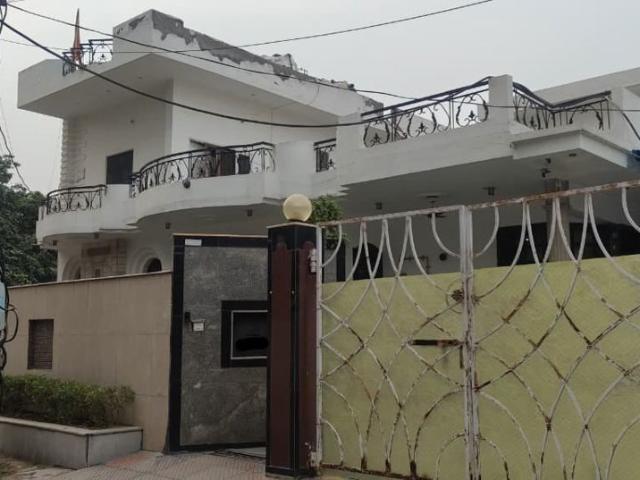 Resale | 6 BHK + 500 Sq.Yd. Independent House in Sector 7