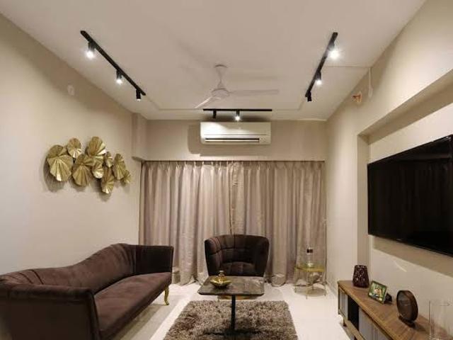 Resale | 6+ BHK + 500 Sq.Yd. Villa in Janakpuri