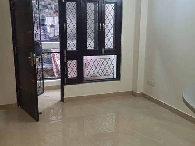 Resale | 6 BHK + 503 Sq.Yd. Independent House in New Friends Colony