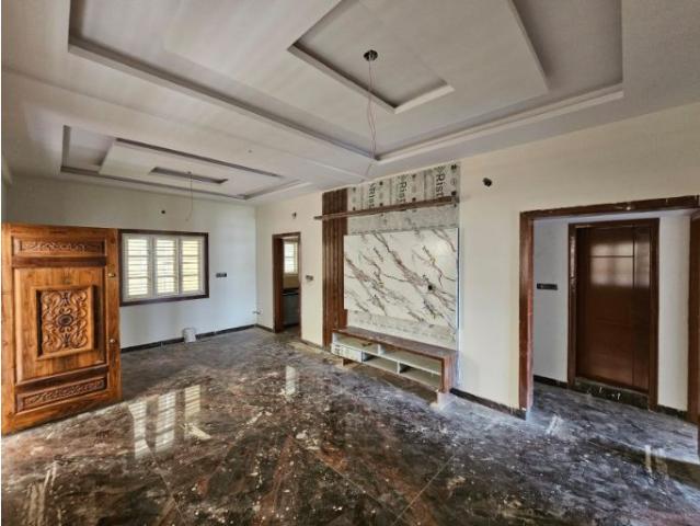 Resale | 6+ BHK 5200 Sq.Ft. Villa in Frazer Town