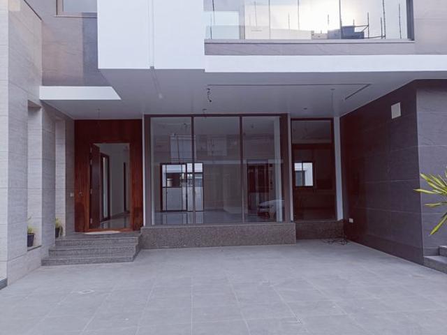 Resale | 6 BHK + 5225 Sq.Ft. Villa in Hallmark Imperia