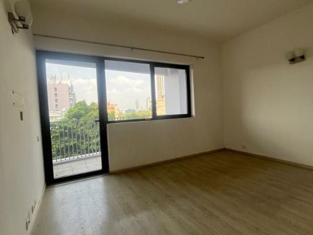 Resale | 6 BHK 550 Sq.Yd. Independent House in Sector 14