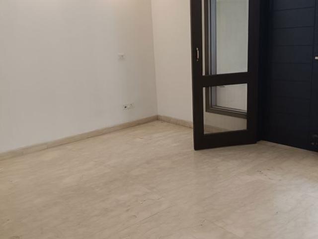 Resale | 6+ BHK + 808 Sq.Yd. Independent House in Maharani Bagh