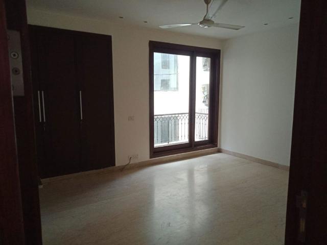 Resale | 6+ BHK + 800 Sq.Yd. Independent House in Maharani Bagh