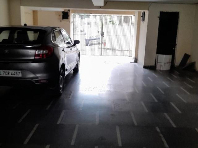 Resale | 6 BHK 800 Sq.Yd. Villa in Maharani Bagh