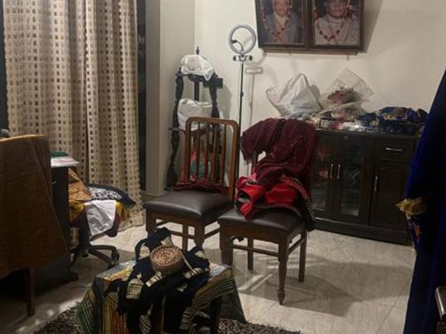 Resale | 6+ BHK + Basement 155 Sq.Mt. Independent House in RWA Apartments Sector 45