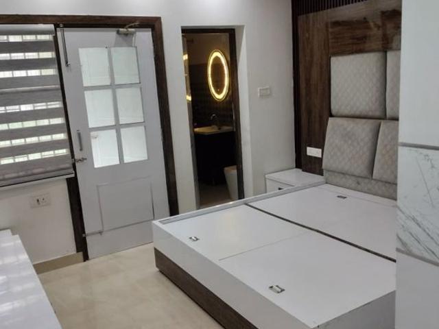 Resale | 6 BHK + Extra Room 4000 Sq.Ft. Independent House in Sector 108