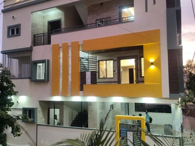 Resale | 6+ BHK + Extra Room 4000 Sq.Ft. Independent House in Vidyaranyapura