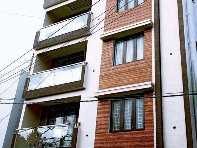 Resale | 6+ BHK + Extra Room 4800 Sq.Ft. Independent House in HBR Layout