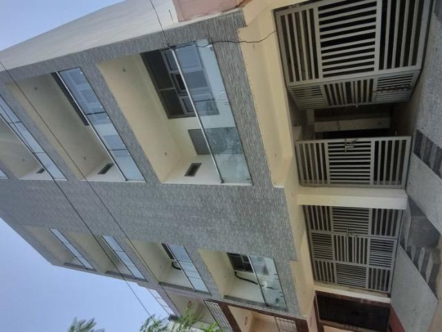 Resale | 6+ BHK + Extra Room 5000 Sq.Ft. Independent House in New Palam Vihar Phase 3